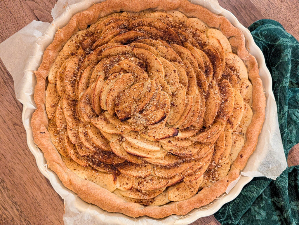 Tarte pommes–banane & sucre épicé maison